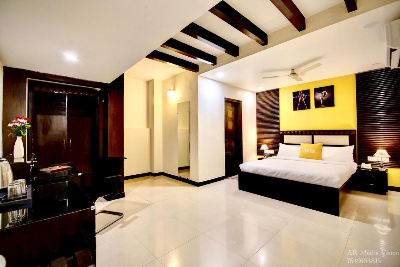 Lime Stays B&B Gk-2 At Greater Kailash Metro South Delhi Nearby Saket Select City Nové Dillí Exteriér fotografie
