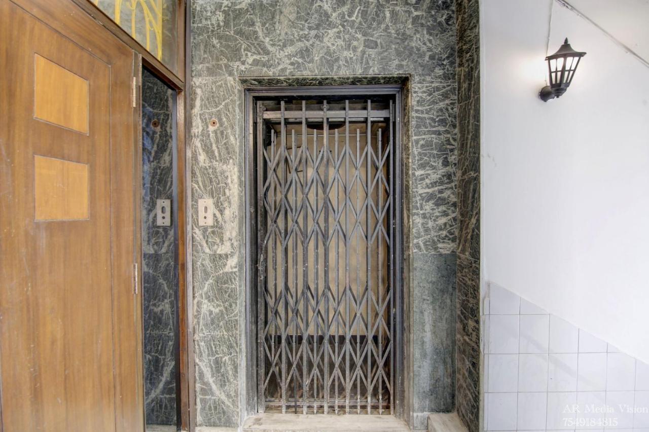 Lime Stays B&B Gk-2 At Greater Kailash Metro South Delhi Nearby Saket Select City Nové Dillí Exteriér fotografie