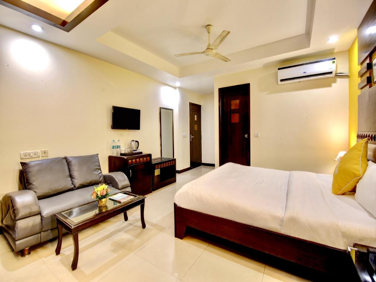 Lime Stays B&B Gk-2 At Greater Kailash Metro South Delhi Nearby Saket Select City Nové Dillí Exteriér fotografie